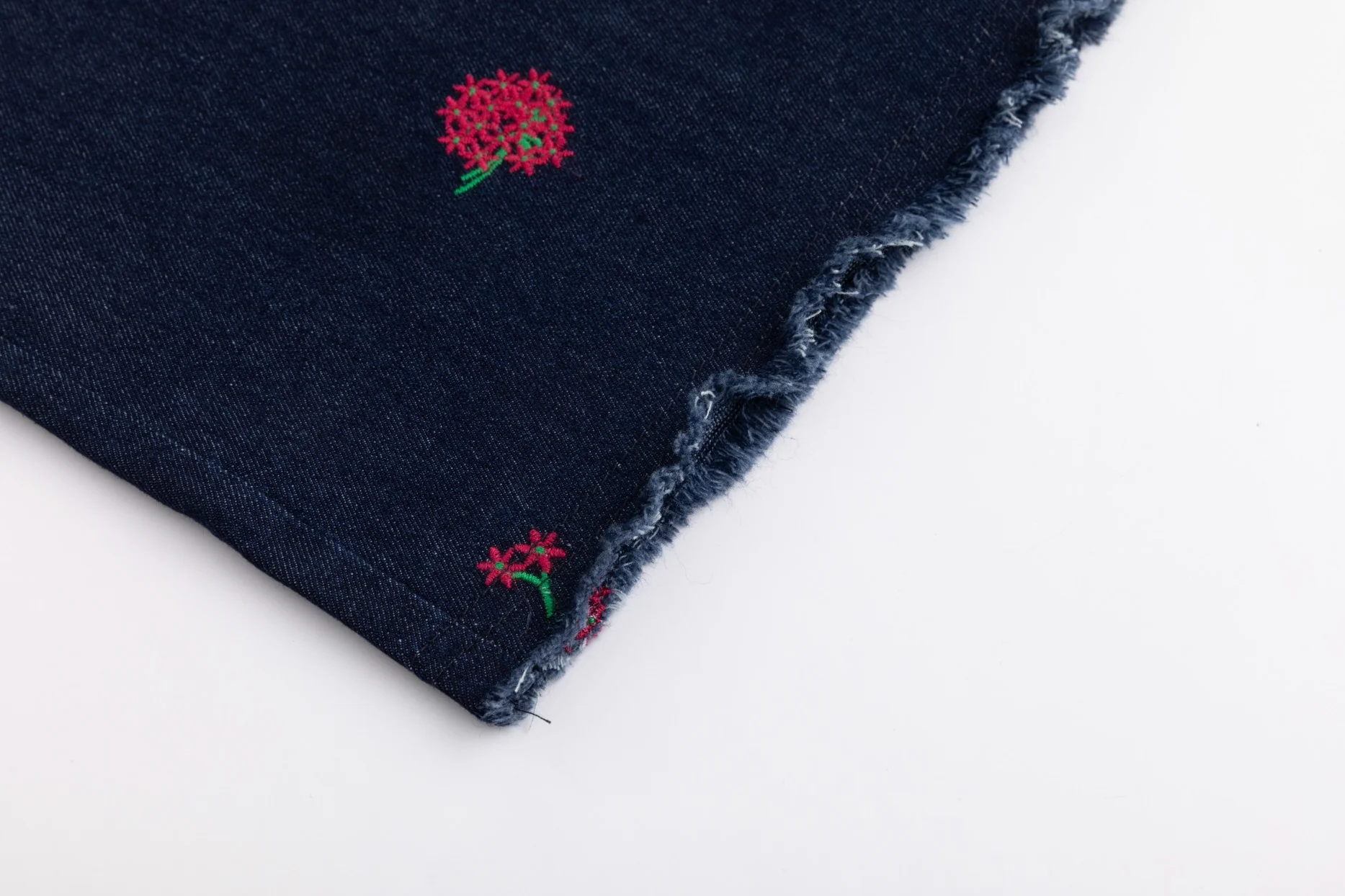 Red Flowers Embroidered Denim Skirt - Dark Blue - Image 4