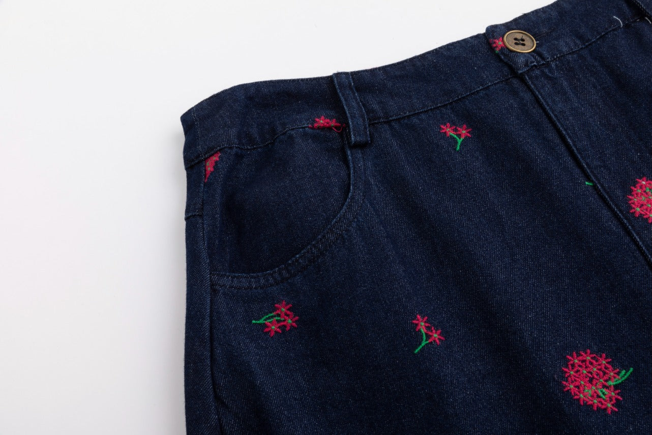 Red Flowers Embroidered Denim Skirt - Dark Blue - Image 6